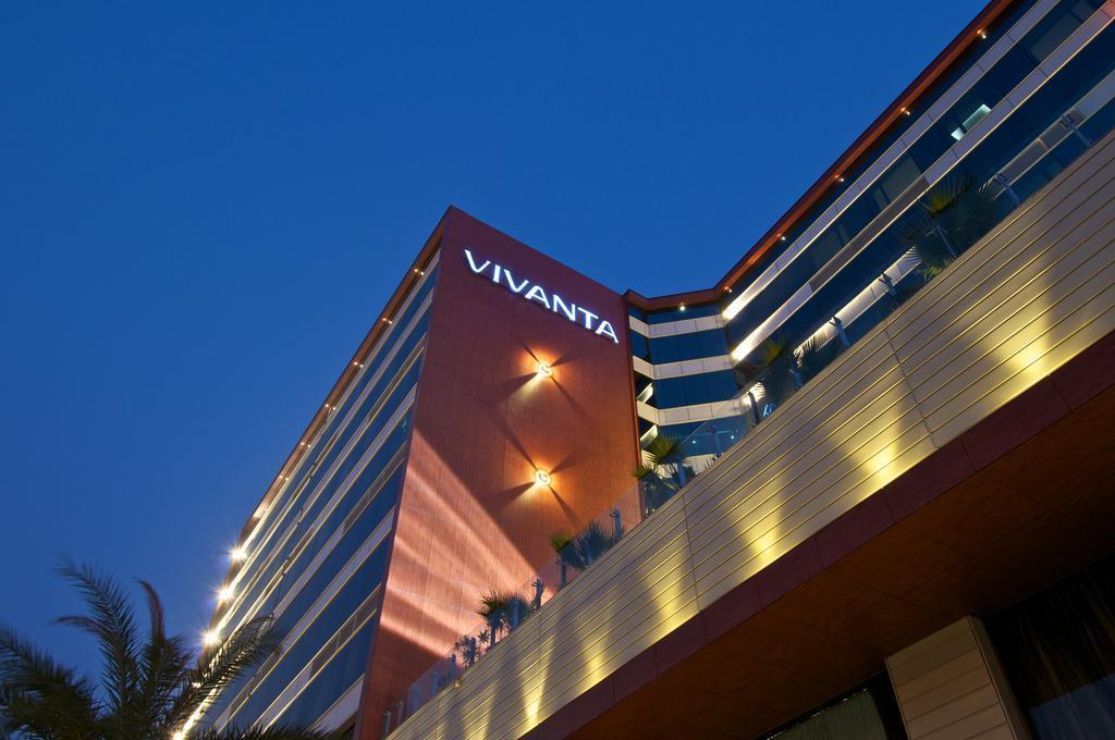 Vivanta Hyderabad, Begumpet Exteriör bild Vivanta Hyderabad
