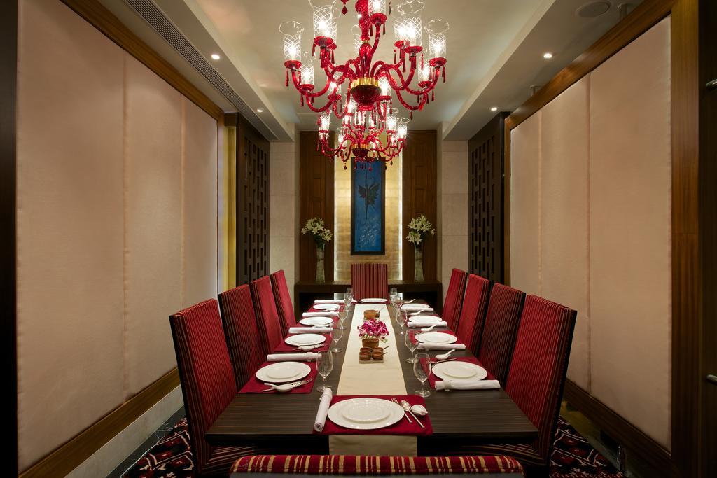 Vivanta Hyderabad, Begumpet Exteriör bild The Imperial, New Delhi